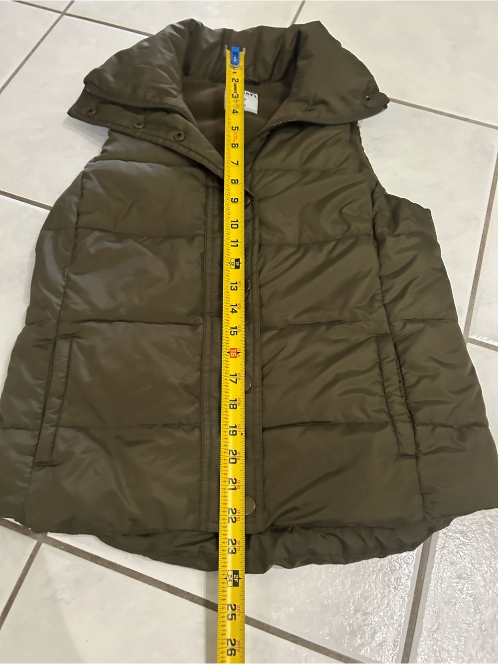 Old Navy Olive Green Quilted Puffer Vest - Picture 5 of 8